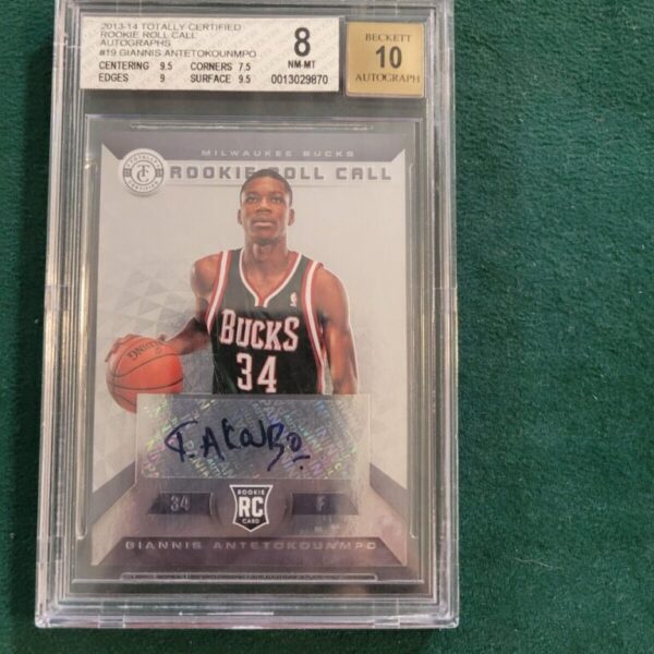 2013-14 Totally Certified Rookie Roll Call Auto #19 Giannis Antetokounmpo BGS 8