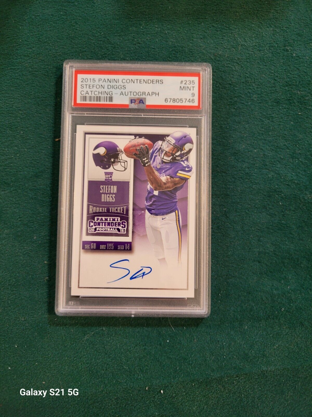 2015 Panini Contenders Rookie Ticket Auto #235A Stefon Diggs PSA 9