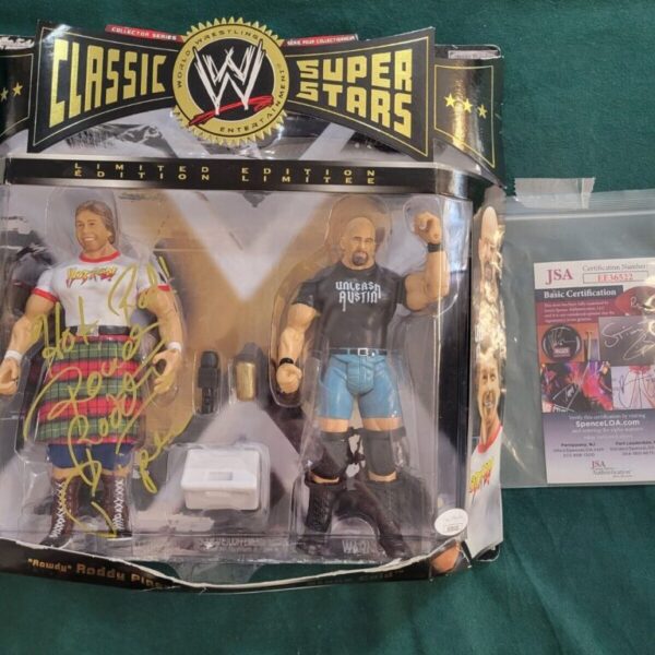 2005 WWE Classic Superstars Dual Pack Autographed By Roddy Piper/Steve Austin